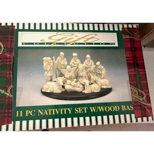 11 PC Nativity Set w/ Wood Base Porcelain Gift Collection Dolgencorp - Vintage